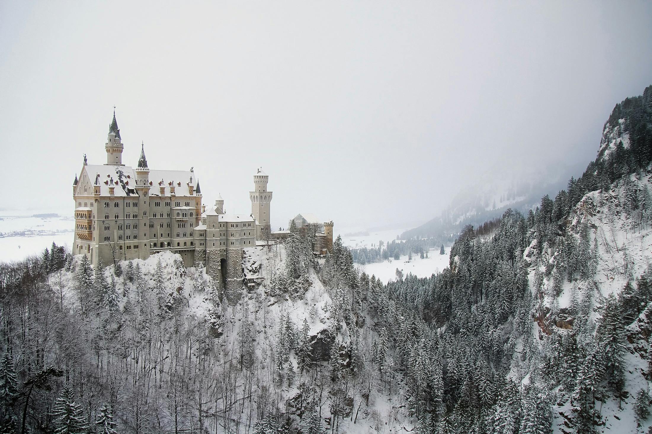 Schloss Neuschwanstein, Winter, Schnee, Bayern, Nebel, Full HD, Desktop-Hintergrund für Windows