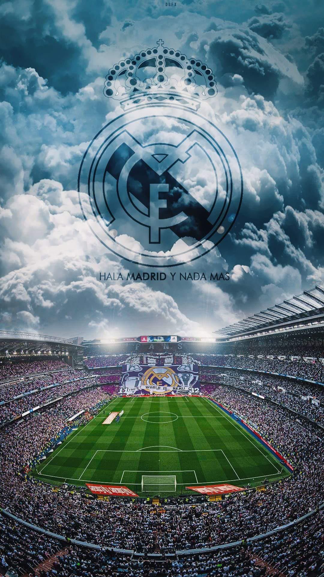 Estadio Santiago Bernabéu, Real Madrid, Wappen, Wolken, Fotomontage, 1080x1920, Handy-Hintergrund