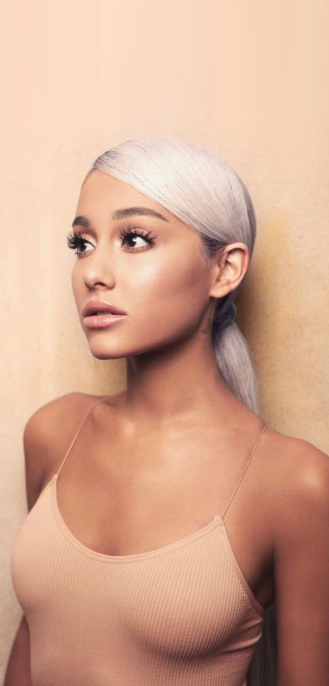 Ariana Grande, Platinblond, Porträt, Pfirsich, Profil, Hintergrundbild für iPhone und Android