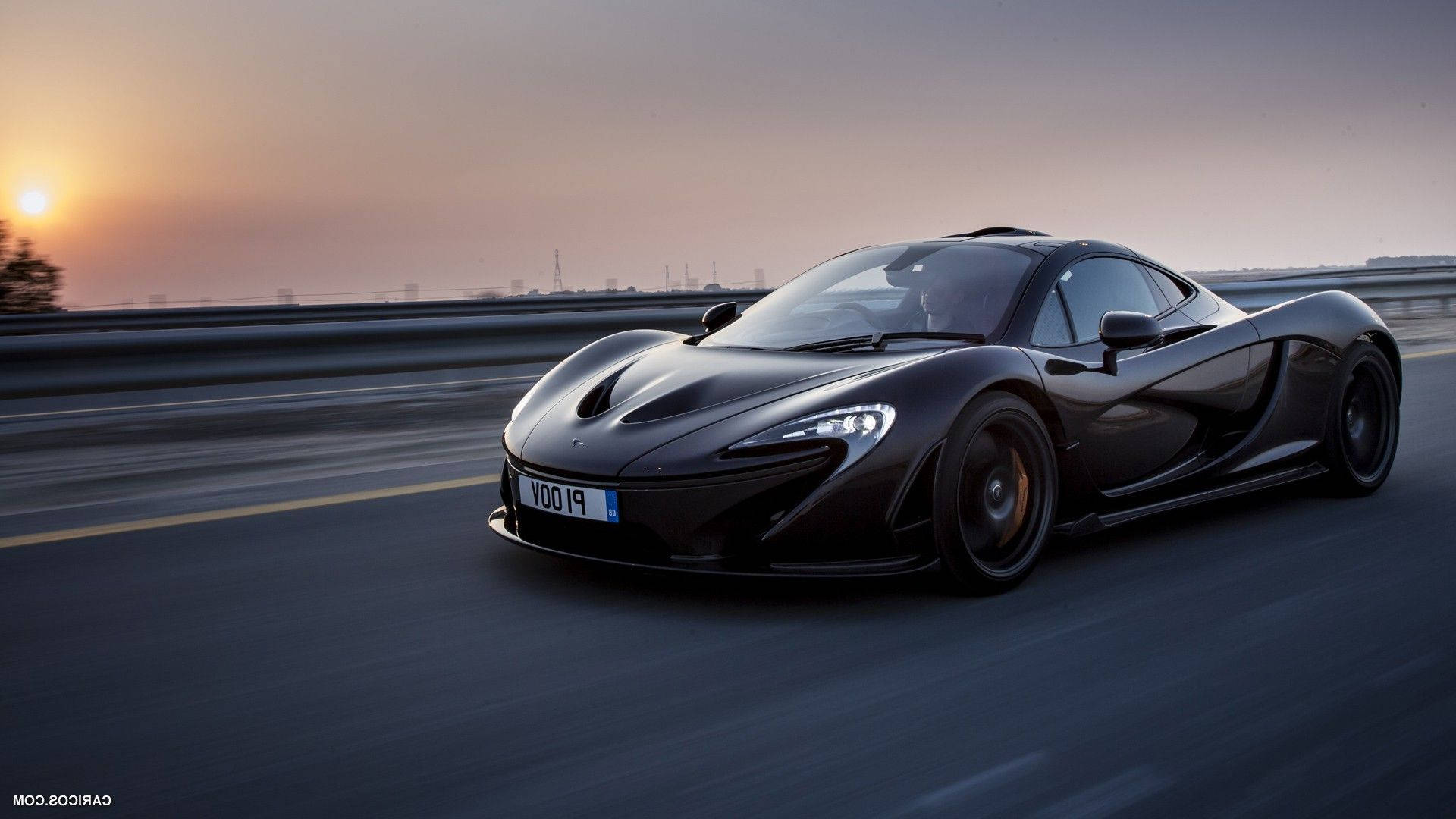 McLaren P1, Schwarzes Hypercar, Sonnenuntergang, Bewegungsunschärfe, Full HD, PC-Hintergrundbild