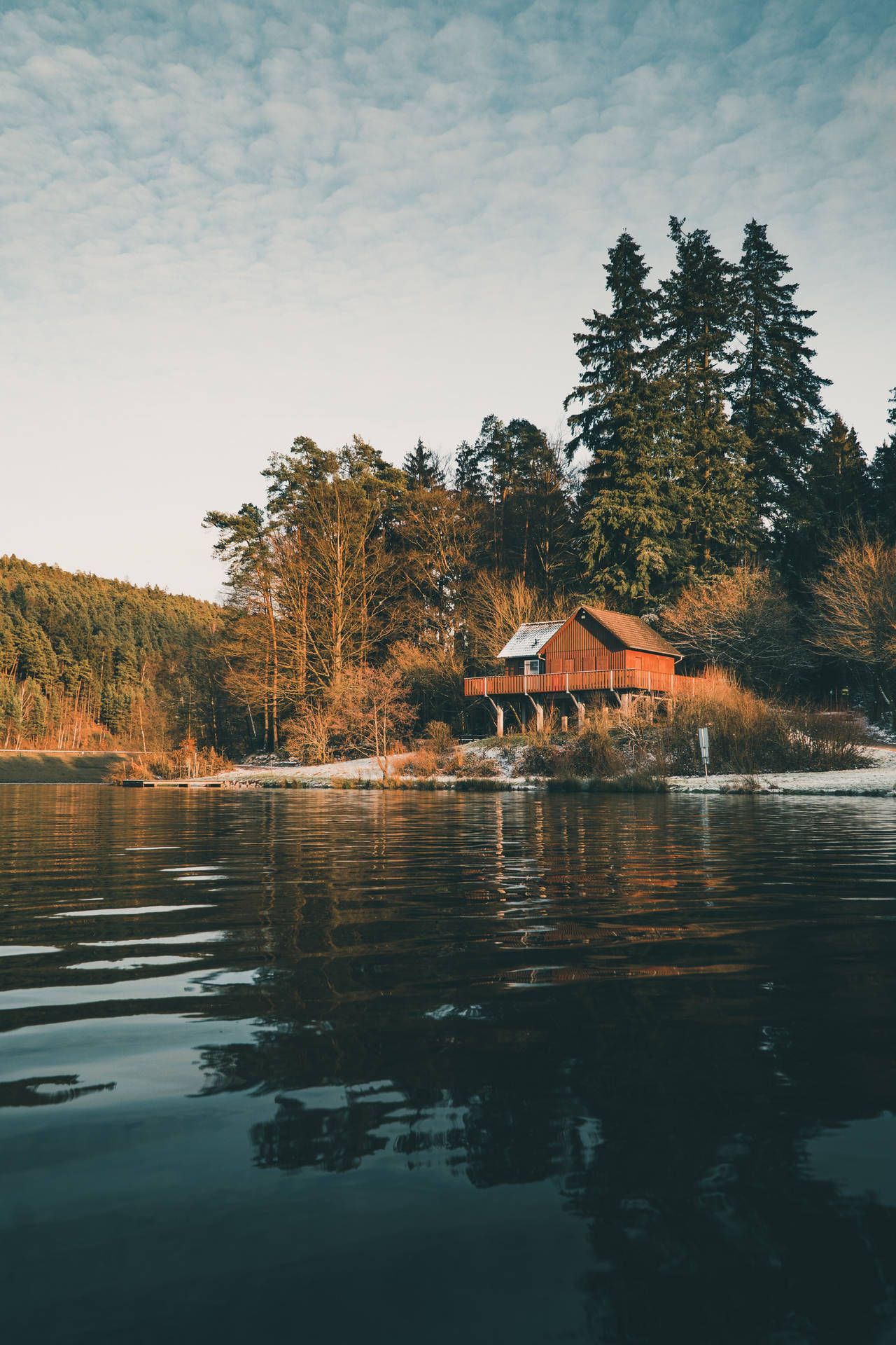 Seehaus, See, Wald, Spiegelung, Ruhe, Full HD, Hintergrundbild fürs Handy