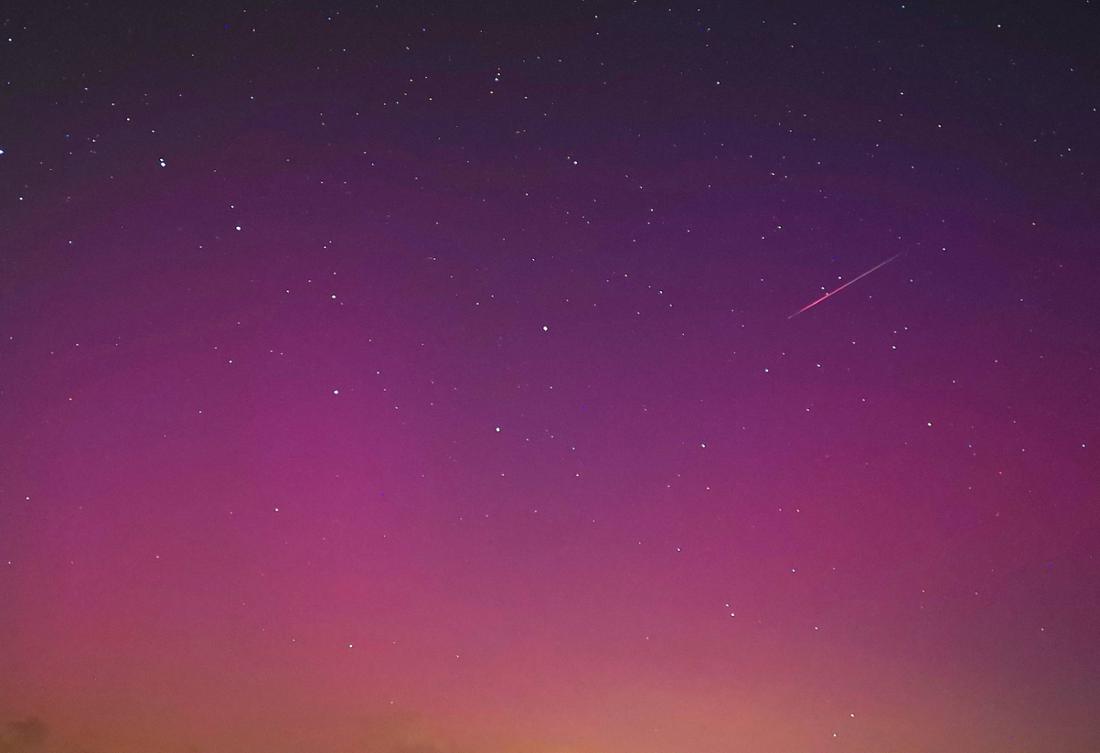 Polarlicht, Magenta, Sternenhimmel, Sternschnuppe, Hintergrundbild