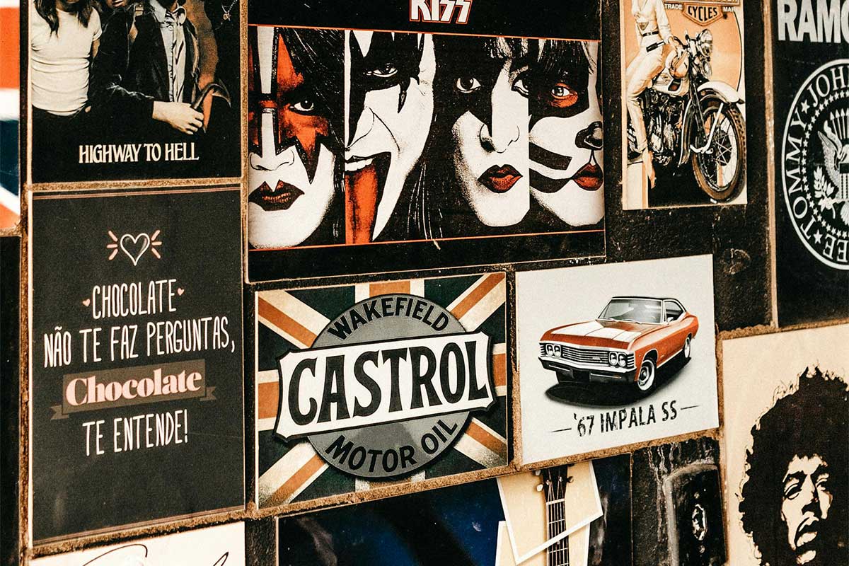 AC/DC, KISS, Jimi Hendrix, Ramones, Castrol, Poster, Retro, Hintergrund