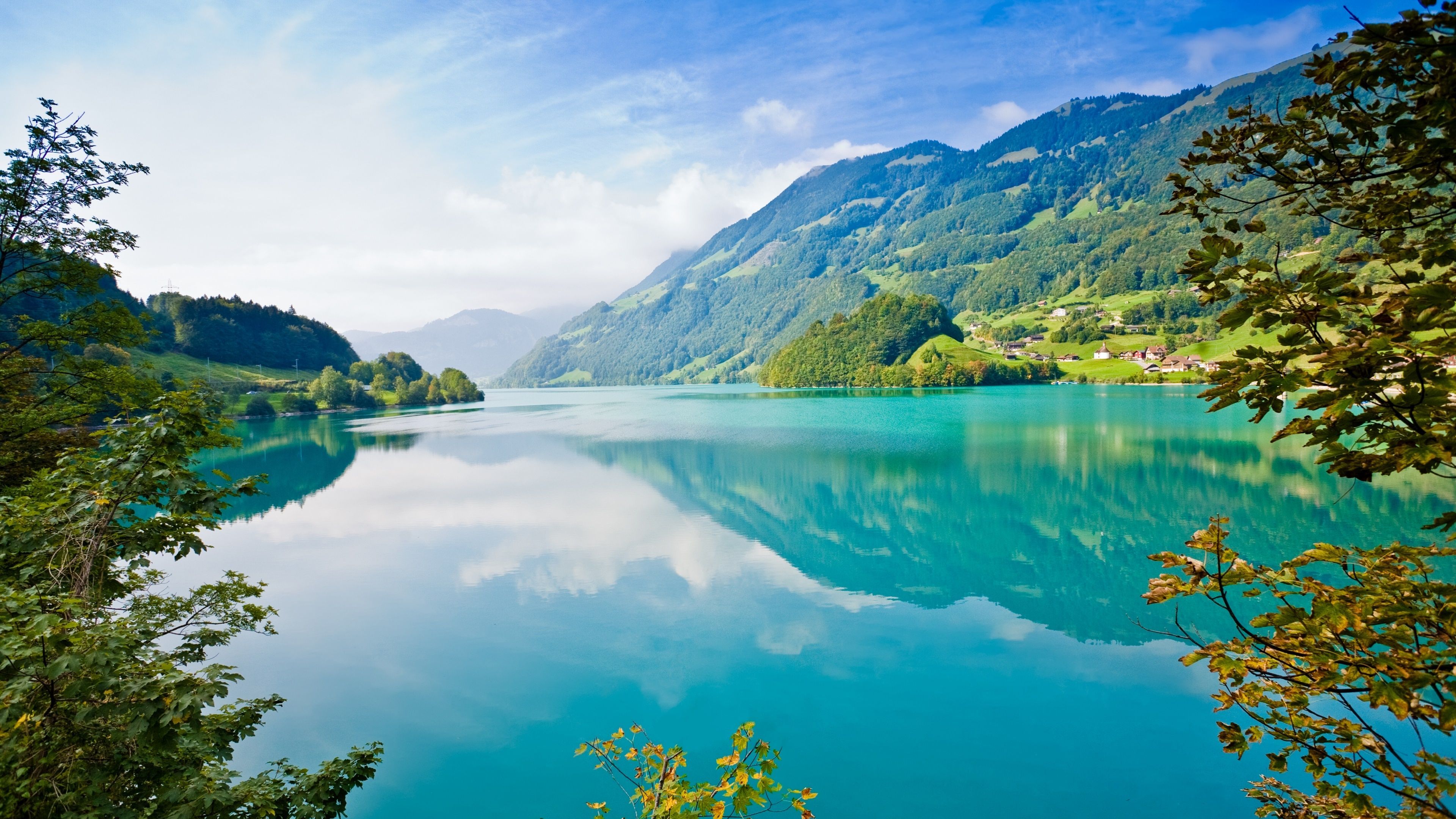 Bergsee, Türkises Wasser, Berge, Spiegelung, Sommer, 4K, Hintergrund für den Desktop