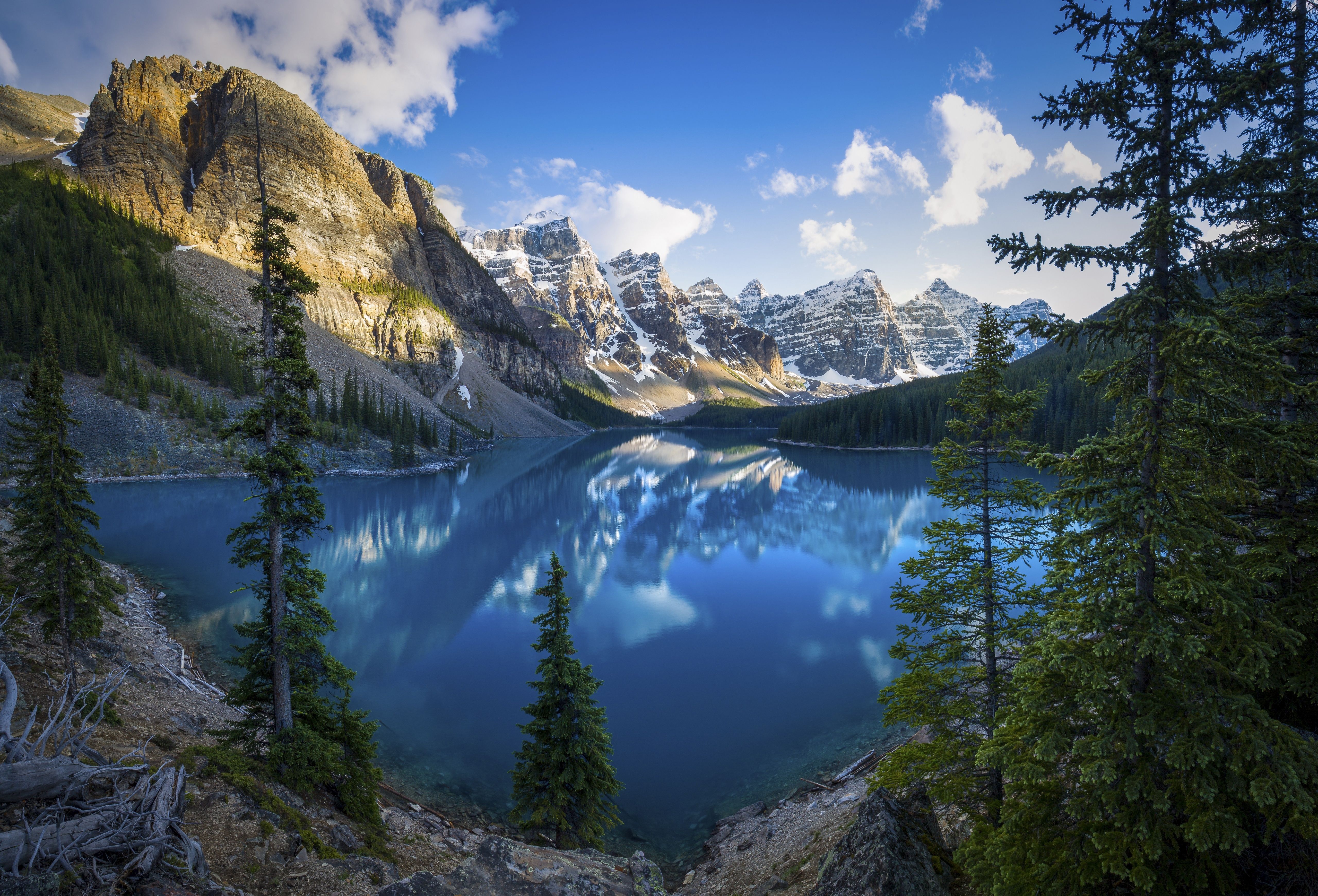 Moraine Lake, Banff-Nationalpark, Kanada, Bergsee, Nadelbäume, 5K-Hintergrundbild für PC