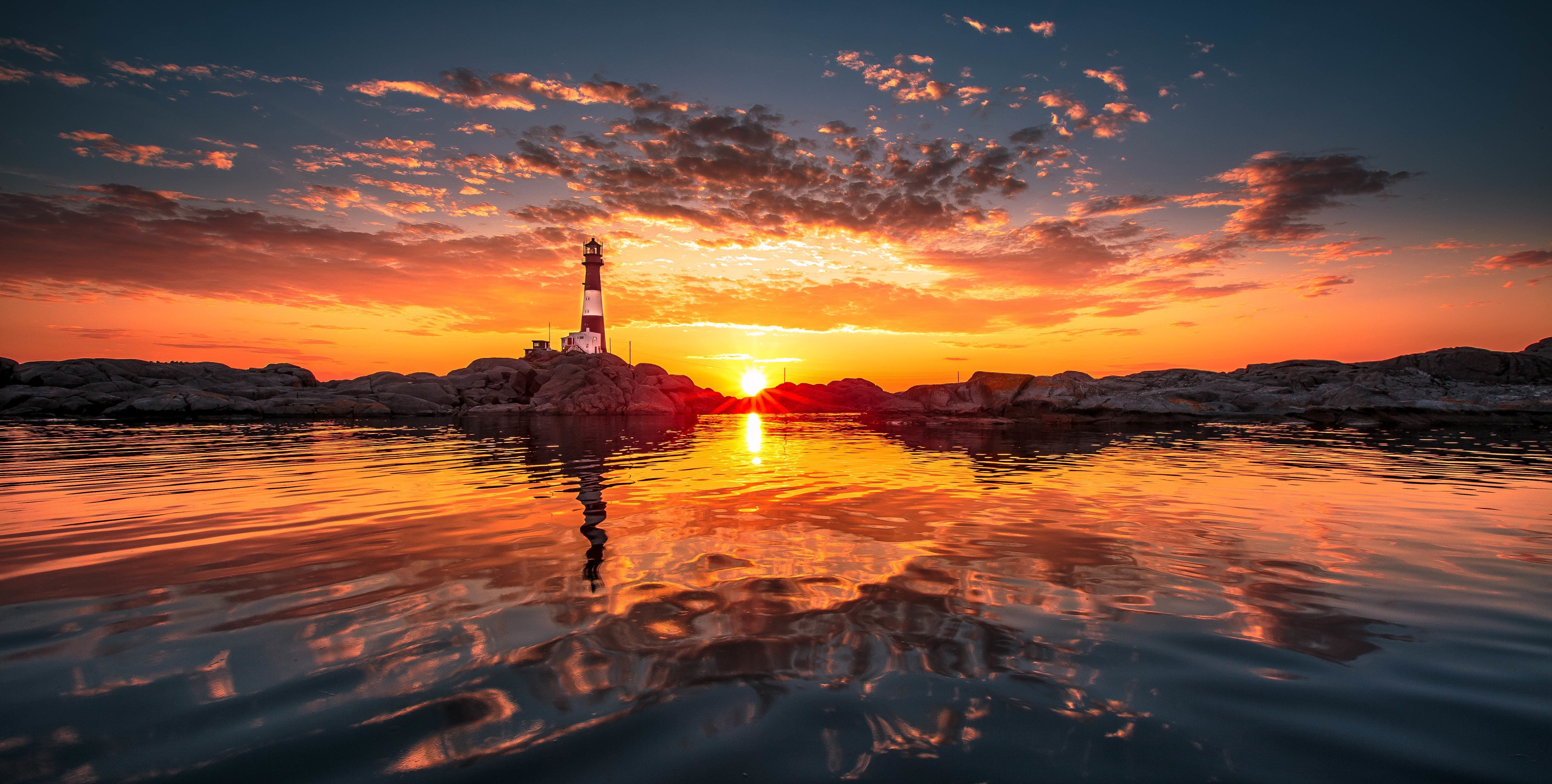 Leuchtturm, Sonnenuntergang, Spiegelung, Orange Himmel, 5K, Hintergrundbild für den PC
