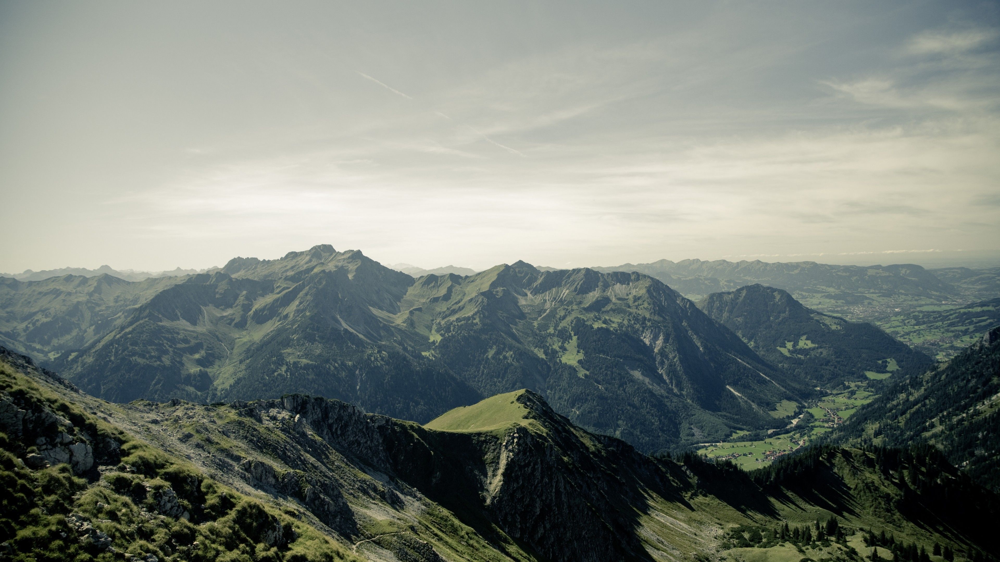 Berge, Täler, Grüne Hänge, Gebirge, 16:9, 4K-Hintergrundbild für den Desktop