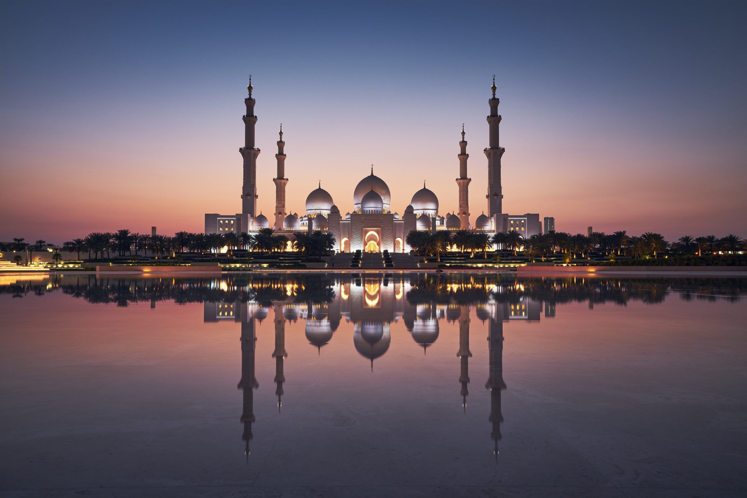 Scheich-Zayid-Moschee, Abu Dhabi, Moschee, Spiegelung, Dämmerung, 2K, Laptop-Hintergrundbild