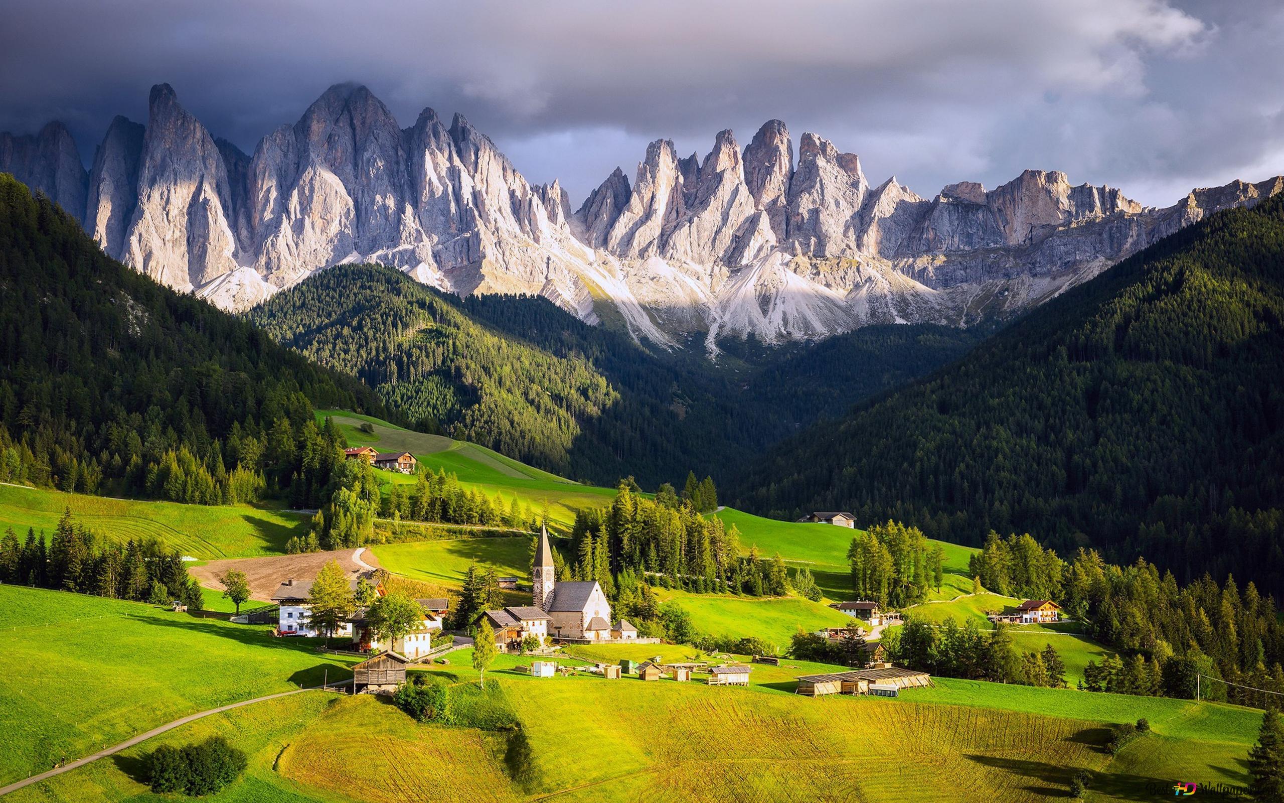 Villnößtal, Geislergruppe, Dolomiten, Südtirol, Bergdorf, Grüne Hänge, 2K, PC-Hintergrundbild