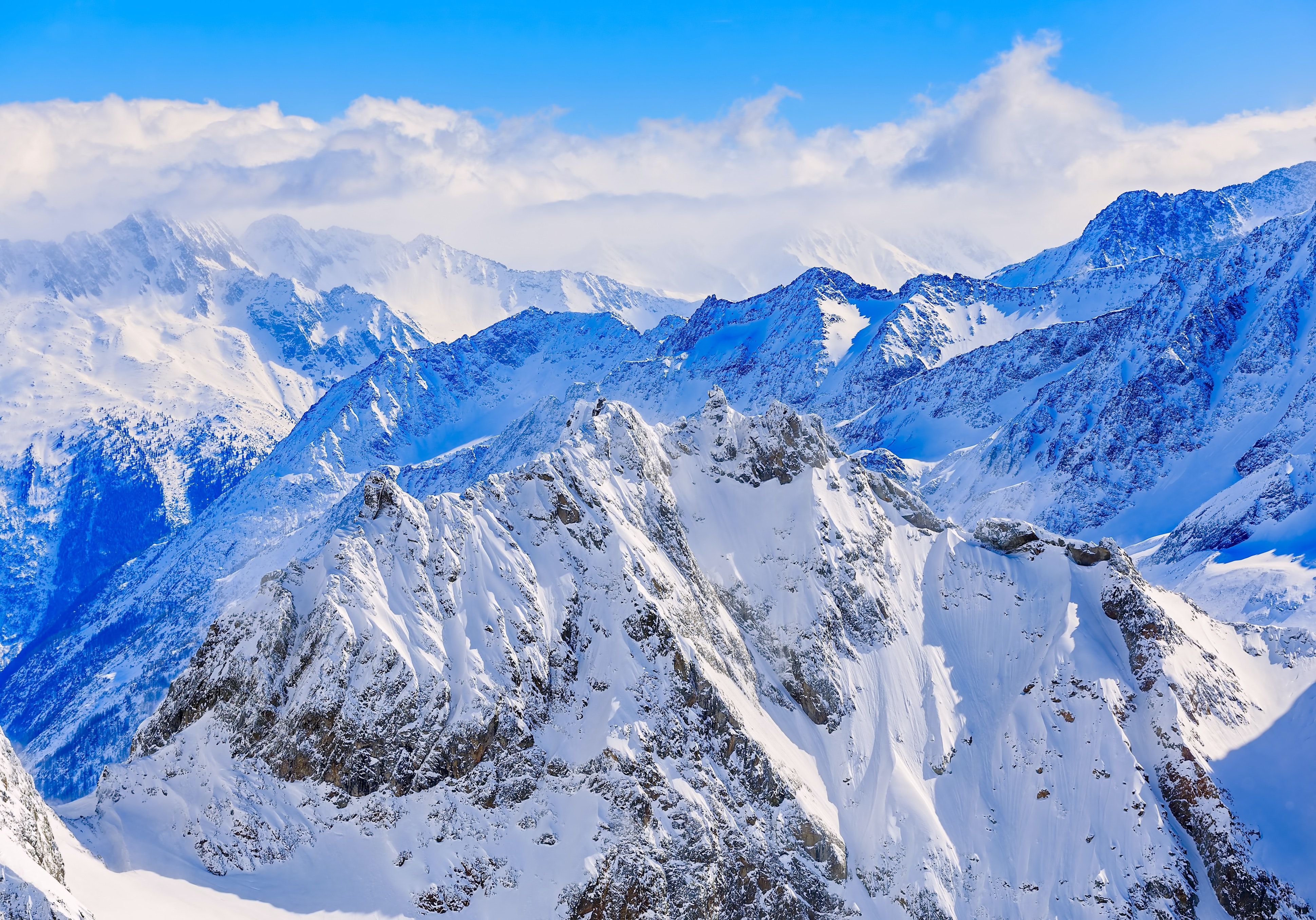 Alpen, Schneegipfel, Bergkette, Blauer Himmel, Winter, 4K, Desktop-Hintergrund für Windows