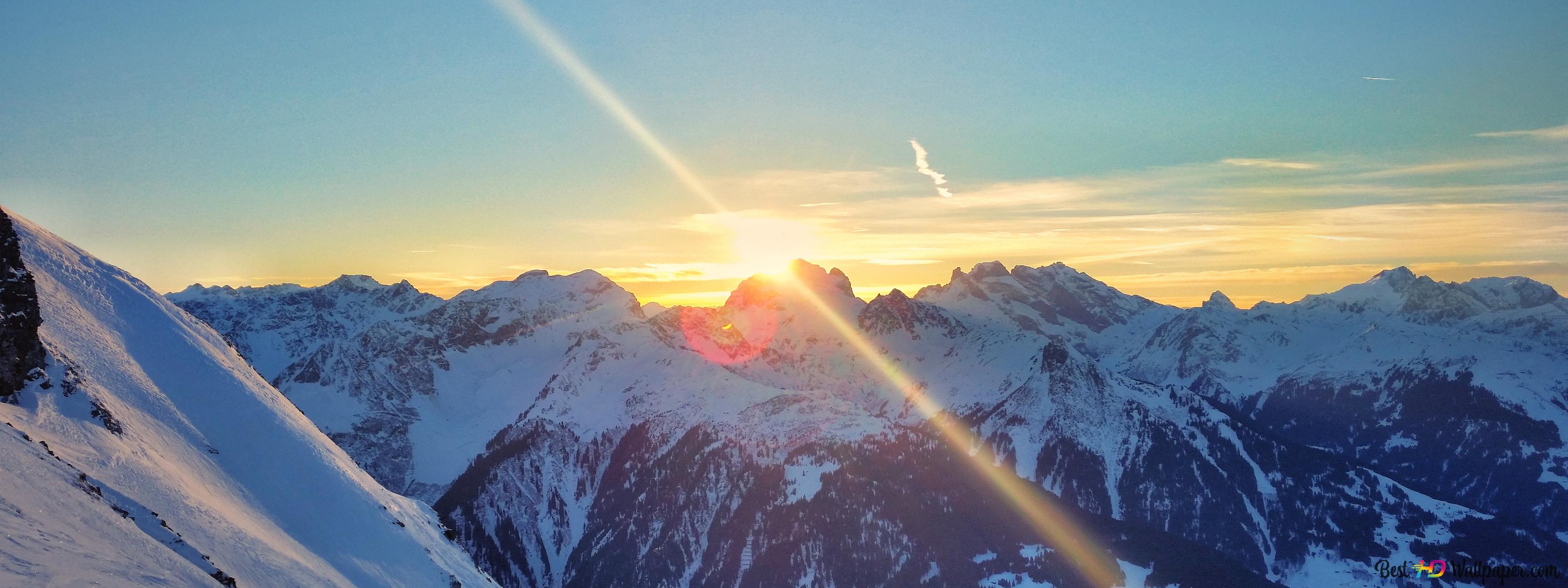 Alpen, Sonnenaufgang, Sonnenstrahlen, Schneegipfel, Panorama, 2K-Hintergrundbild für PC