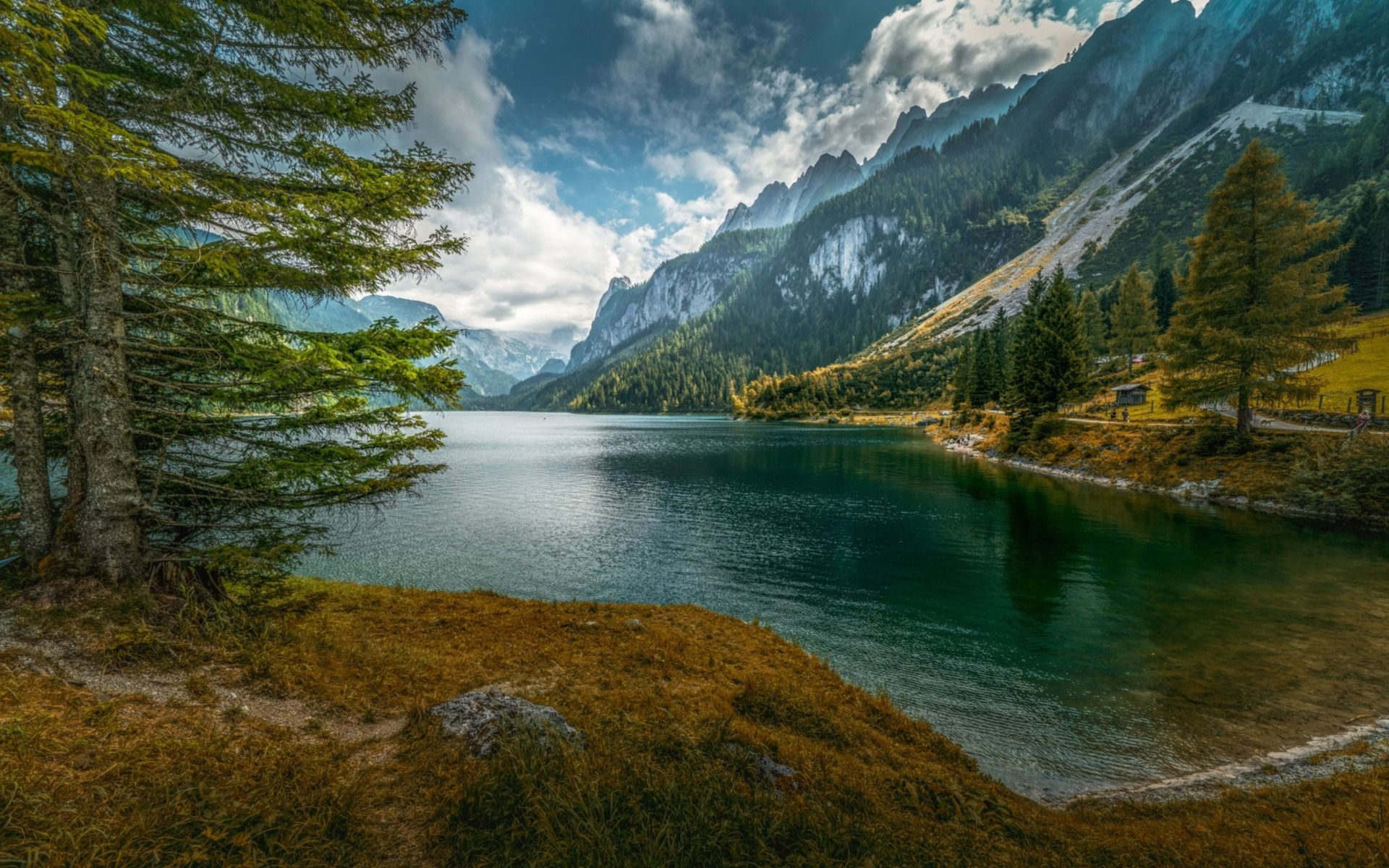 Alpen, Bergsee, Tannen, Herbst, Weitwinkel, 16:10, Full-HD-Hintergrundbild für den Desktop