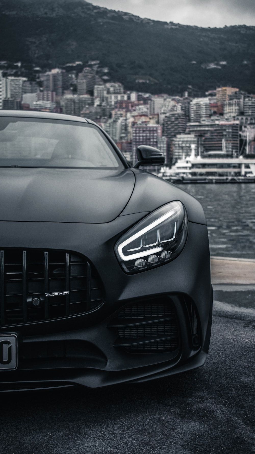 Mercedes-AMG GT, Mercedes-AMG, Schwarzes Auto, Scheinwerfer, Dunkel, Sperrbildschirm fürs iPhone