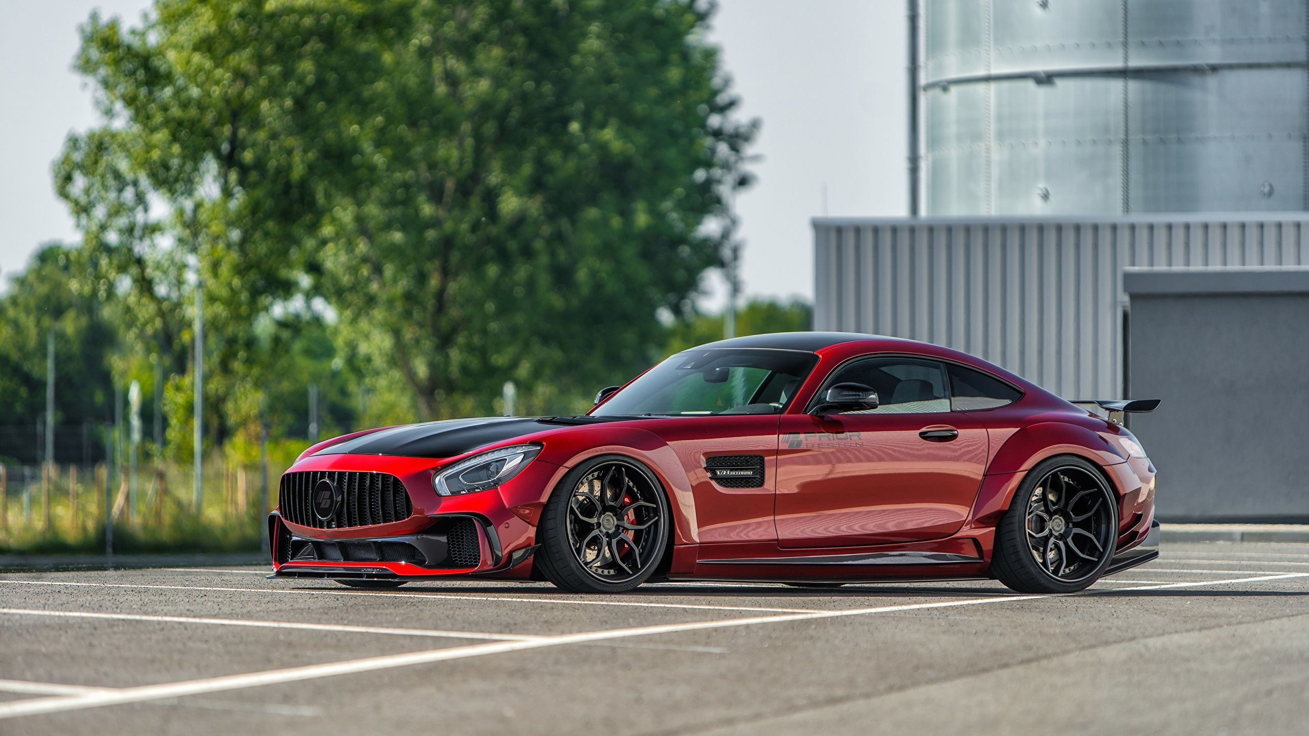 Mercedes-AMG GT, Mercedes-AMG, Rotes Auto, Breitbau, Bäume, 2K, Desktop-Hintergrund