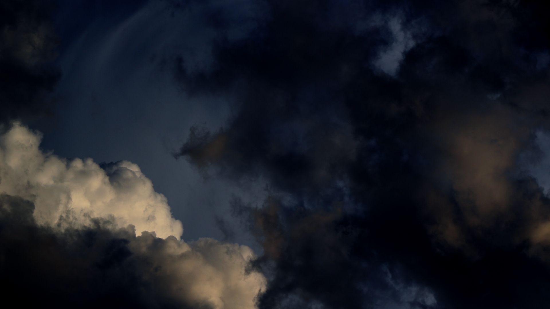 Wolken, Dunkler Himmel, Sturm, Düster, 16:9, Full-HD-Hintergrundbild für den Desktop