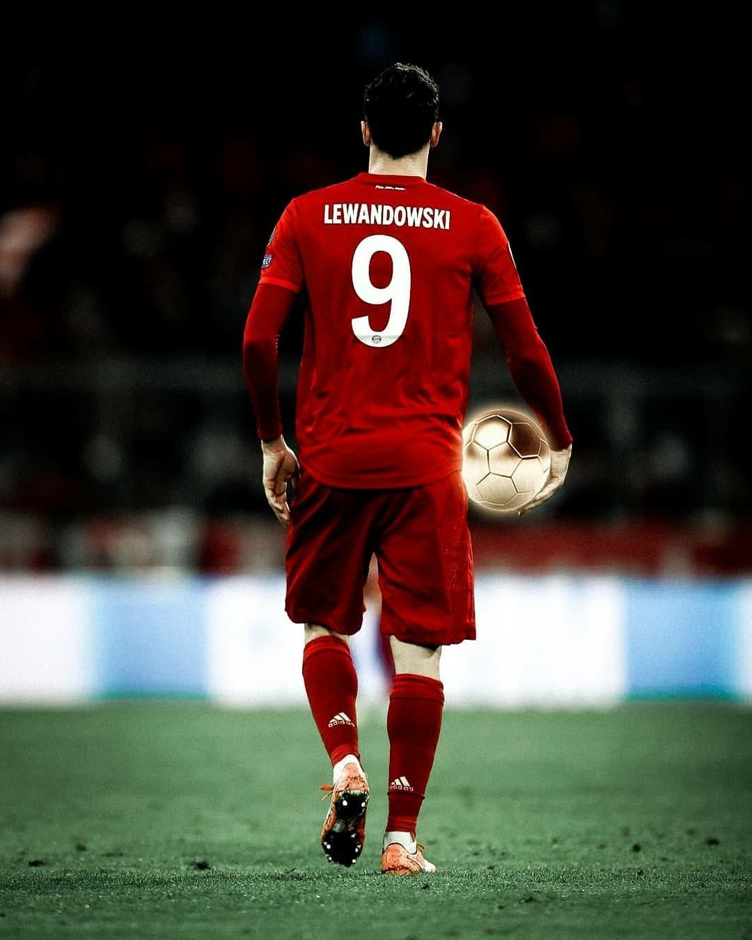 Robert Lewandowski, FC Bayern München, Rückennummer 9, Ball, Rückansicht, Full HD, iPad-Hintergrundbild